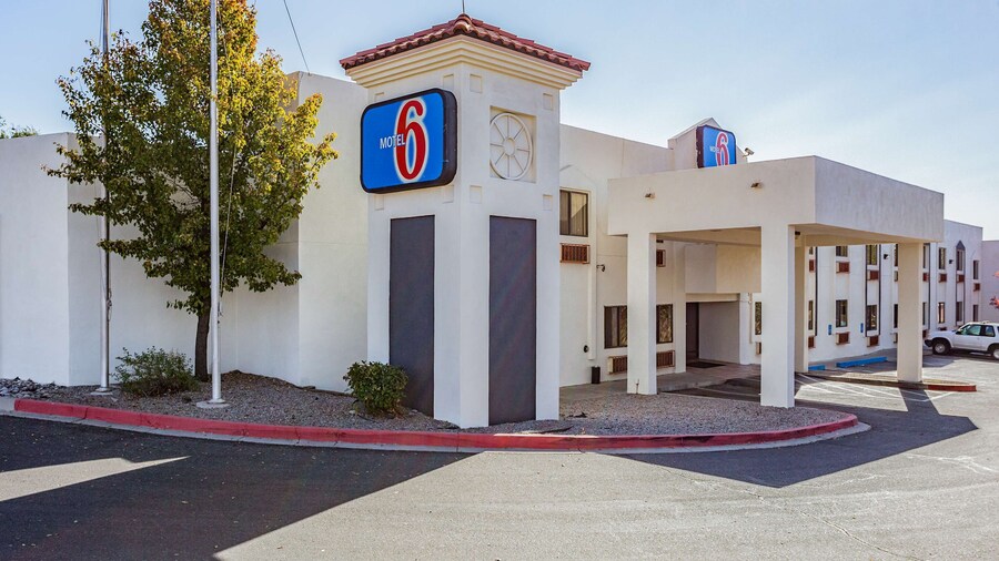 Motel 6 Santa Fe, NM - Central