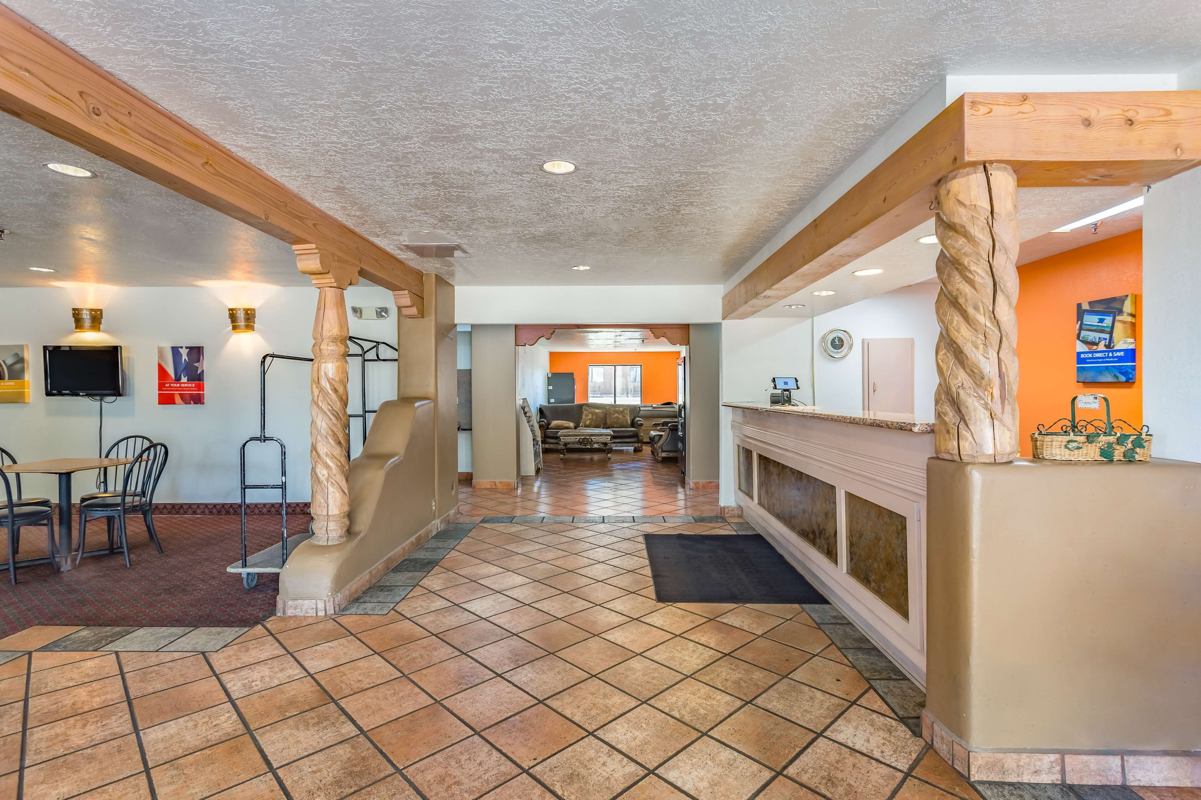 Econo Lodge Inn & Suites Santa Fe in Santa Fe, United States