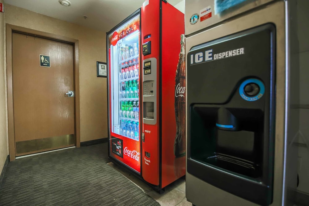 Vending machine, Sunrise Inn Hotel