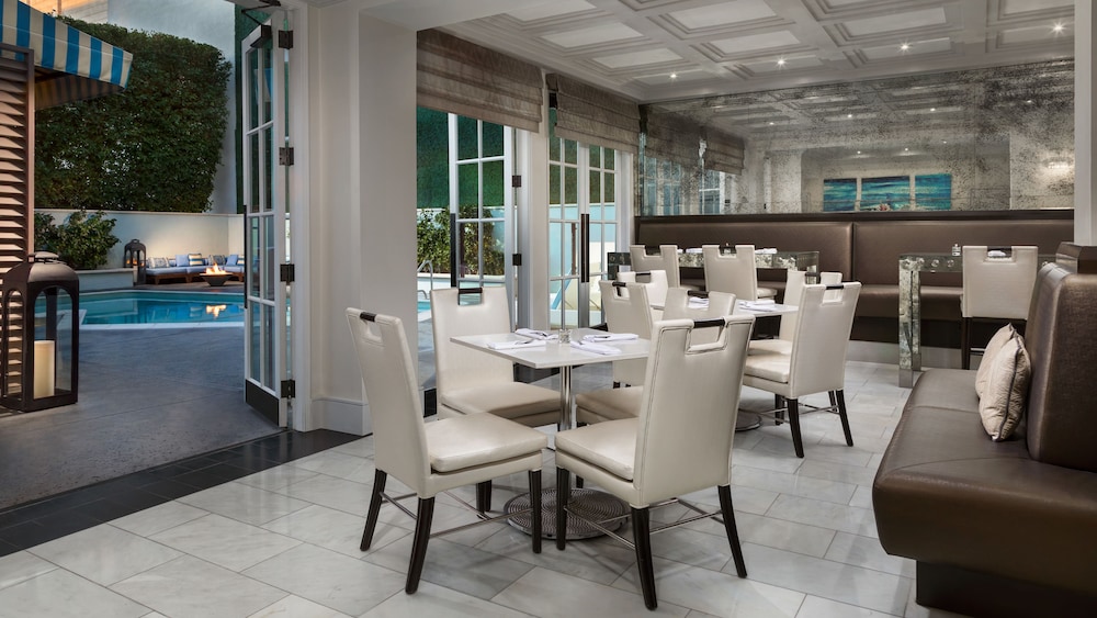 Breakfast area, The Mosaic Hotel - Beverly Hills