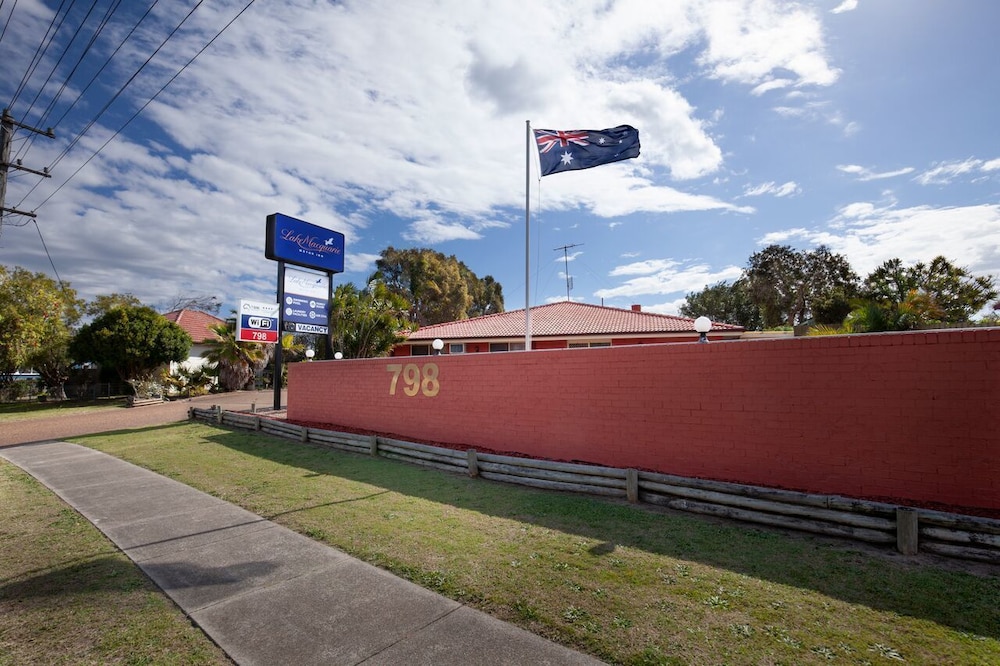 Lake Macquarie Motor Inn