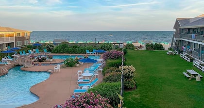 Riviera Beach Resort