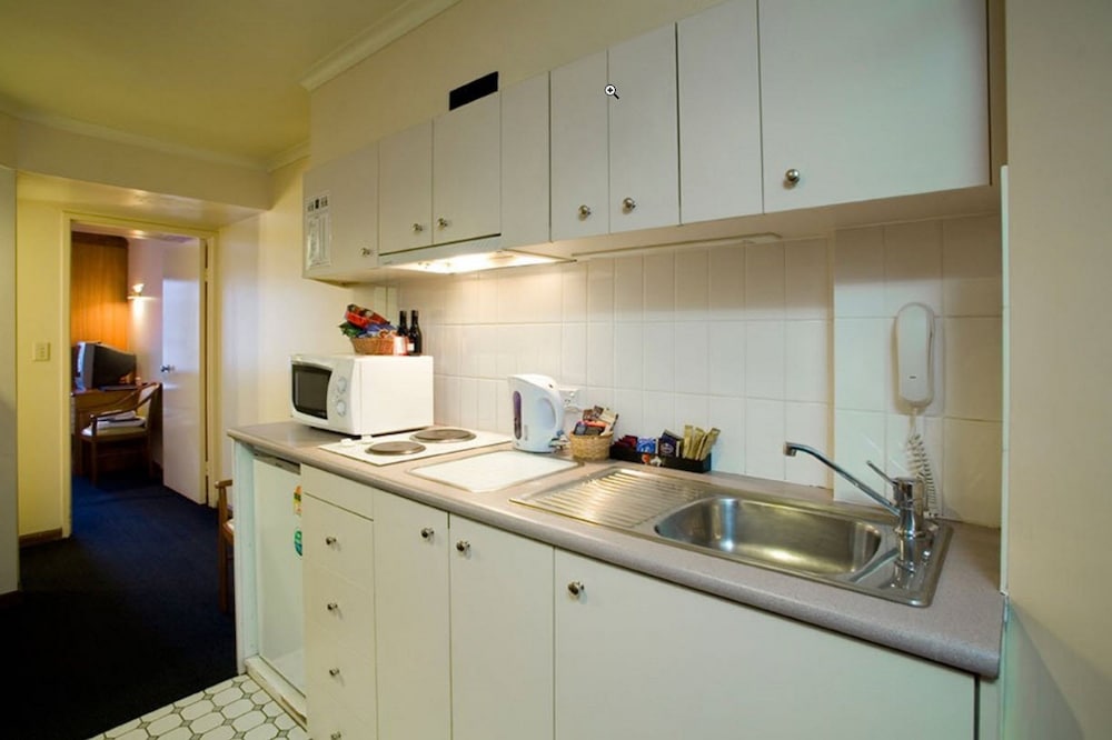 Madison Capital Executive Apartments