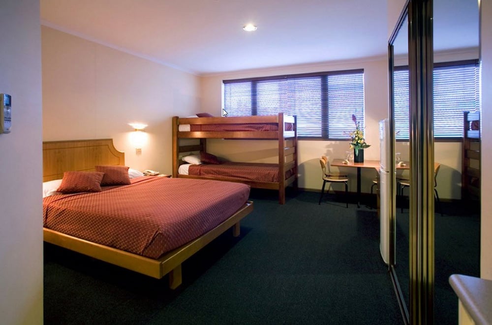 Madison Capital Executive Apartments