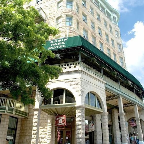 Basin Park Hotel and Spa in Eureka Springs Best Rates & Deals on Orbitz