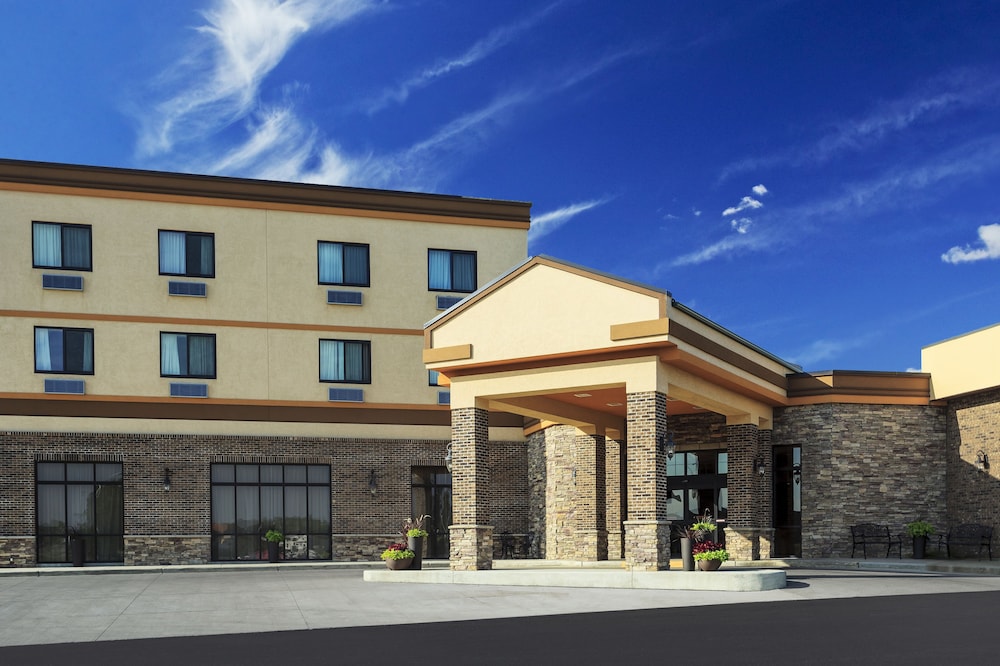 Ramada Grand Dakota Hotel Dickinson Ramada Grand Dakota Hotel Dickinson