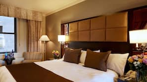 Premium bedding, pillowtop beds, in-room safe, desk