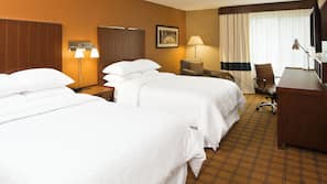 1 bedroom, premium bedding, in-room safe, desk