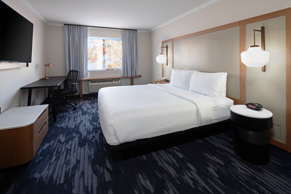 Fairfield by Marriott Inn & Suites Seattle Sea-Tac Airport