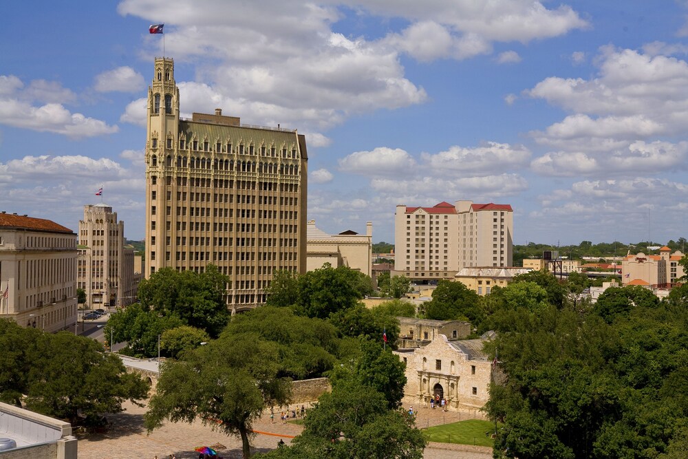 Sonesta ES Suites San Antonio Downtown