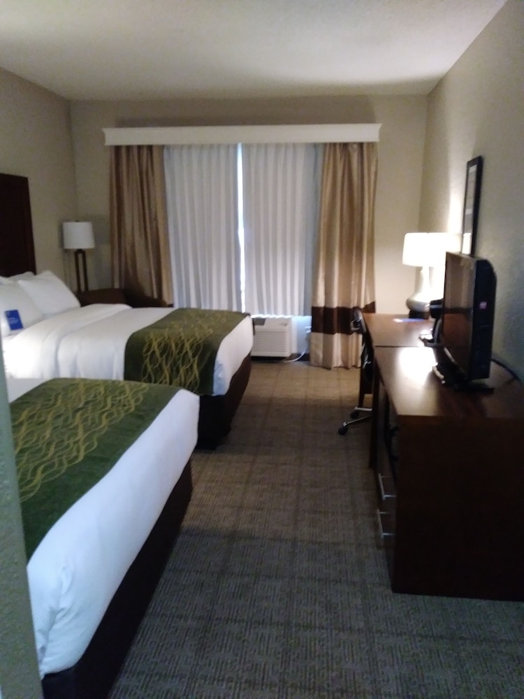 Comfort Inn South Tulsa - Woodland Hills