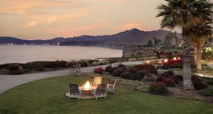 Spyglass Inn