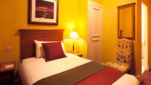 Premium bedding, in-room safe, desk, blackout curtains