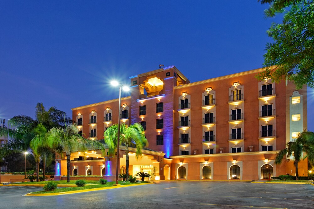 Holiday Inn Express Monterrey Galerias