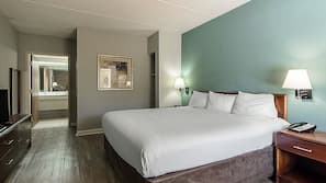 Desk, free WiFi, linens