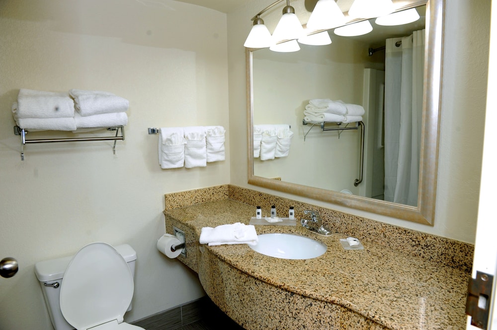 Country Inn & Suites by Radisson, Alpharetta, GA