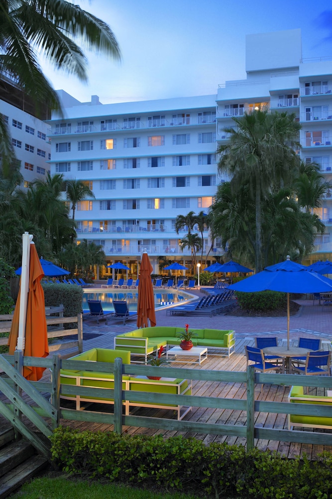 Four Points By Sheraton Miami Beach 2018 Room Prices 199 Deals Four Points By Sheraton Miami Beach 3 5 Out Of 0 City View Featured Image