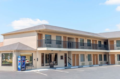 Great Place to stay Days Inn by Wyndham St. Robert Waynesville/Ft. Leonard Wood near St. Robert 