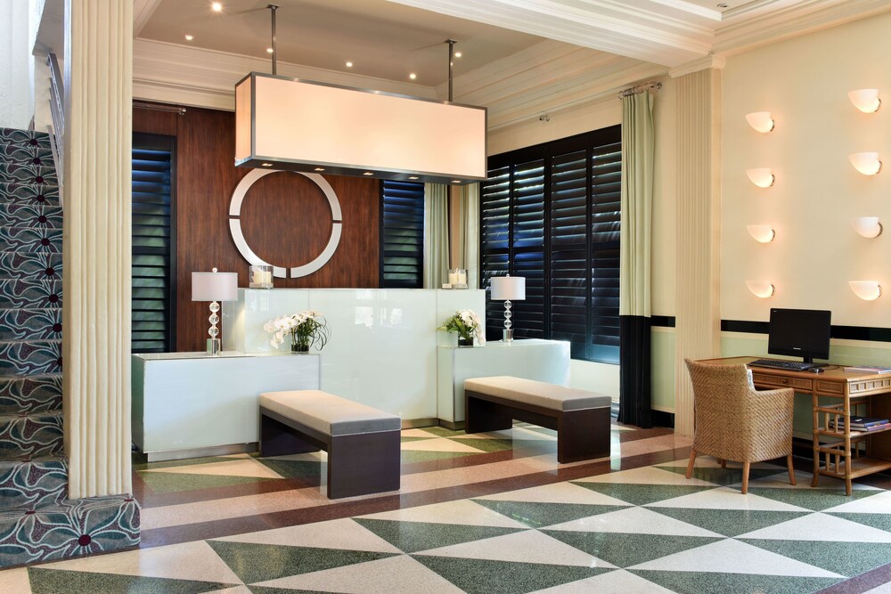 Hotel Astor 2018 Room Prices Deals Reviews Expedia Courtyard View Featured Image Reception
