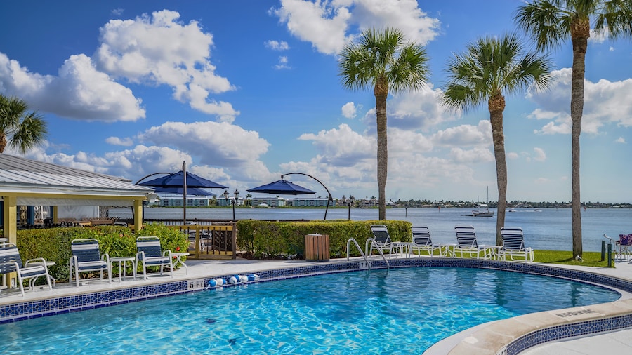 Charter Club of Naples Bay by Diamond Resorts