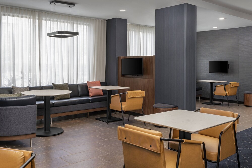 Courtyard by Marriott Jacksonville Butler Boulevard