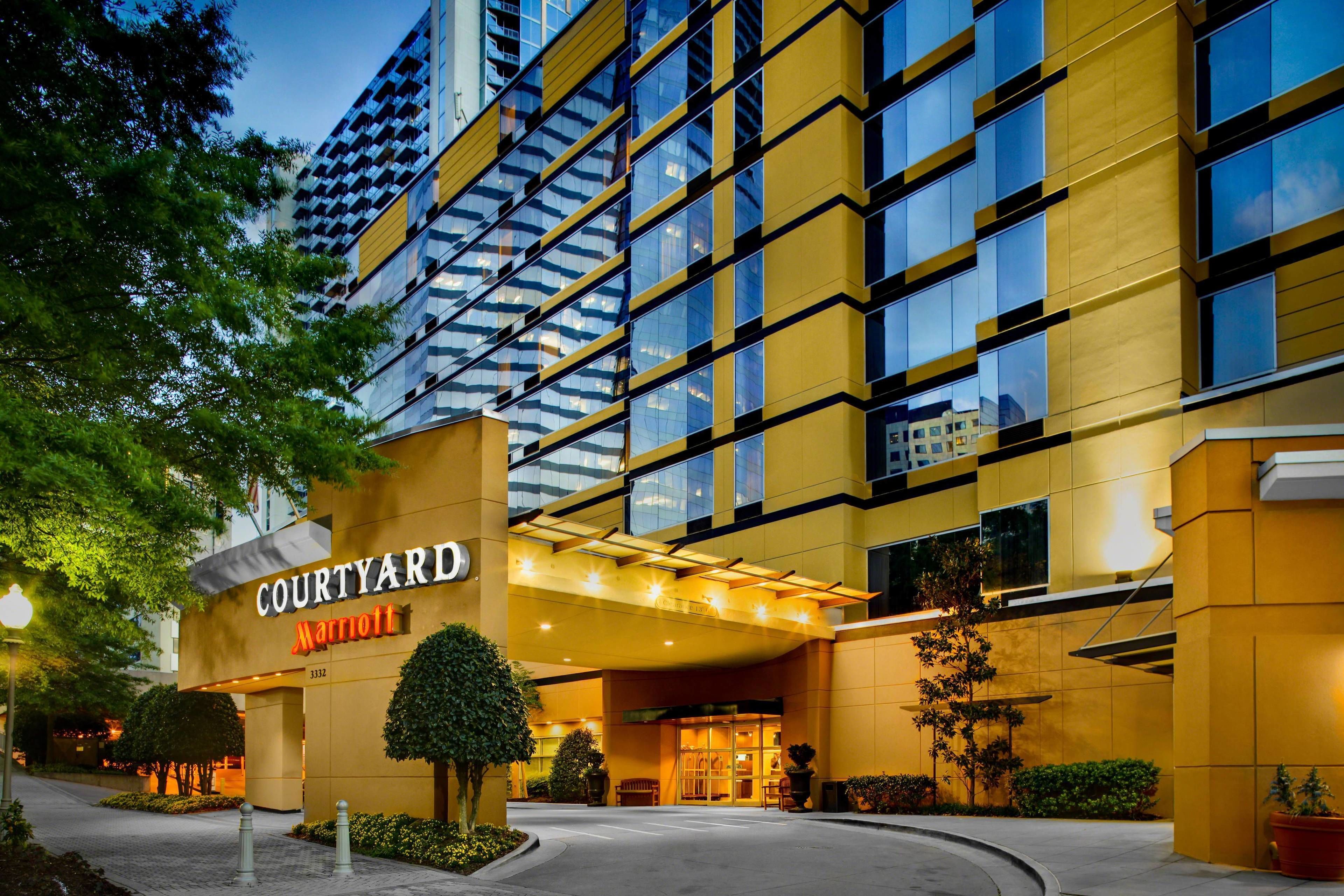 Courtyard By Marriott Atlanta Buckhead In Atlanta Ga Expedia
