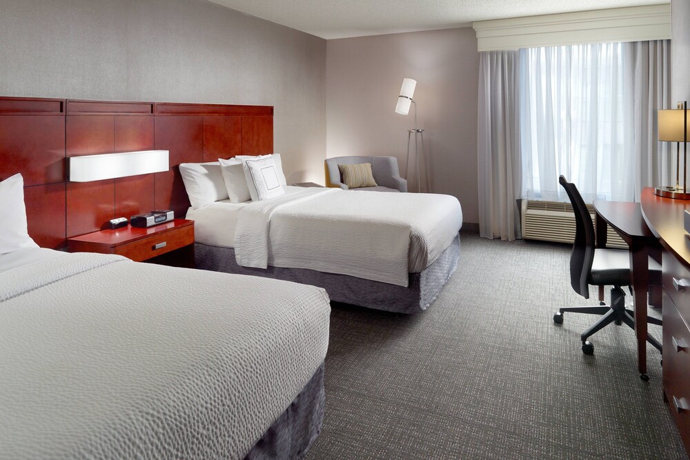 Courtyard by Marriott Atlanta Buckhead