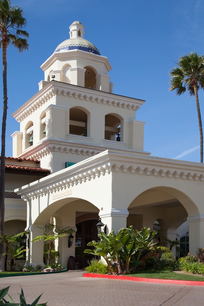 Front of property, Zachari Dunes on Mandalay Beach, Curio Collection by Hilton