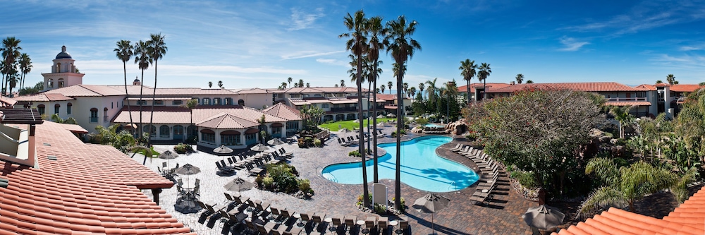 Zachari Dunes on Mandalay Beach, Curio Collection by Hilton in Oxnard |  Best Rates u0026 Deals on Orbitz