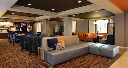 Courtyard By Marriott Bentonville