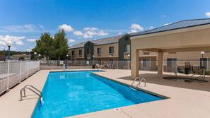 Seasonal outdoor pool