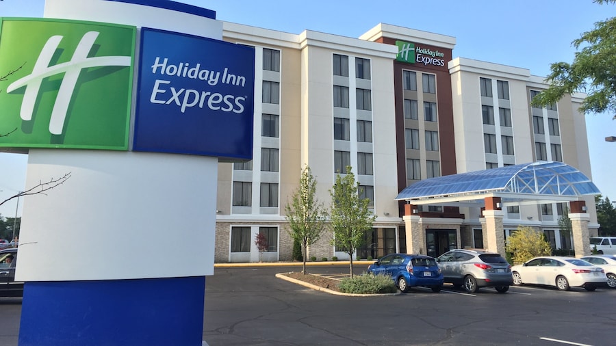 Holiday Inn Express Chicago NW - Arlington Heights, an IHG Hotel