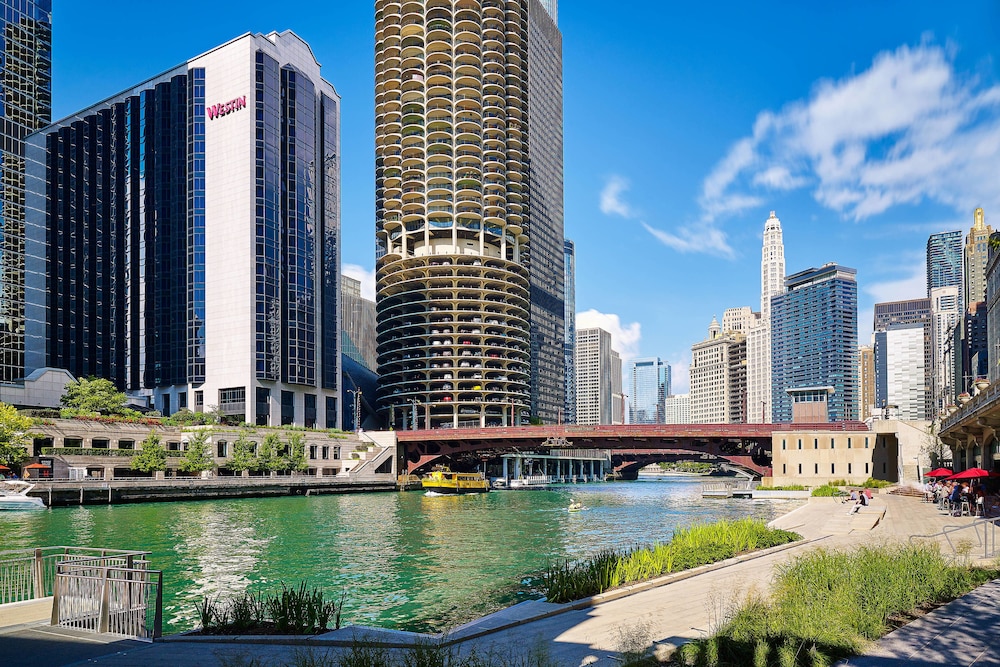 The Westin Chicago River North