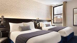 Frette Italian sheets, in-room safe, desk, laptop workspace