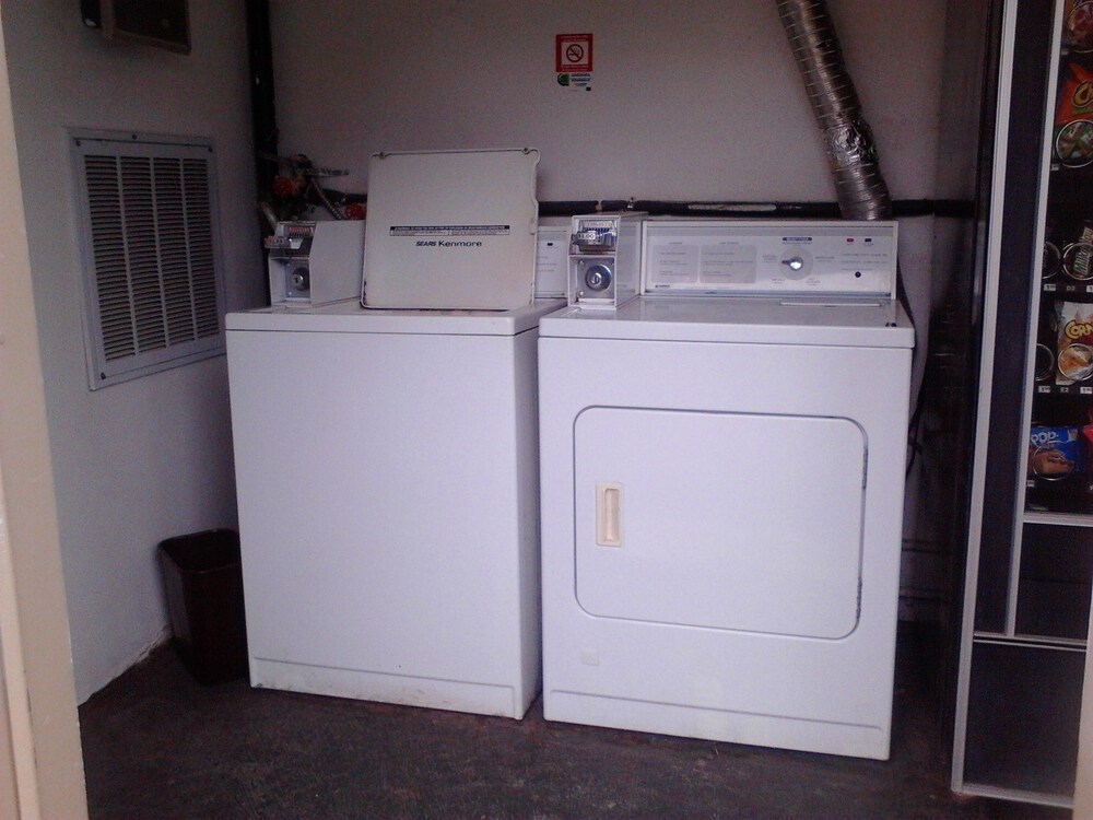 lodge close to st paul's cathedral crimson rock casino resort deals