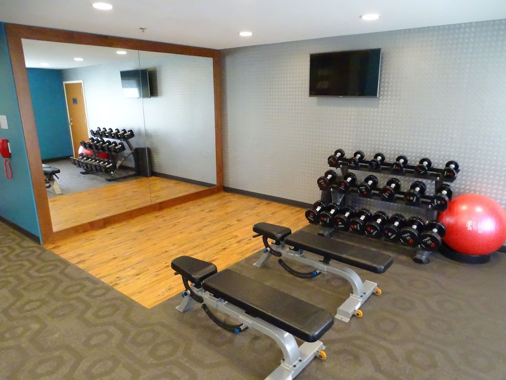 Fitness facility, Fairfield Inn & Suites by Marriott Madison West/Middleton