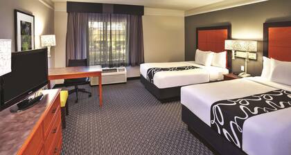 La Quinta Inn & Suites by Wyndham Birmingham Homewood