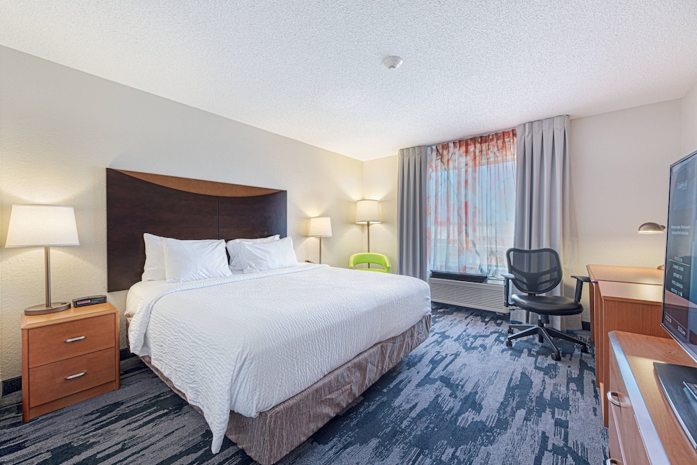 Fairfield Inn & Suites by Marriott Chicago Naperville