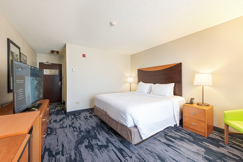 Fairfield Inn & Suites by Marriott Chicago Naperville