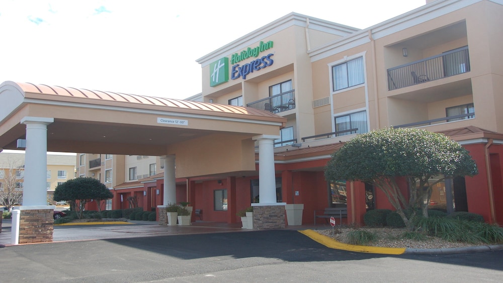 Holiday Inn Express Tifton An Ihg Hotel In Tifton Hotel Rates Reviews On Orbitz