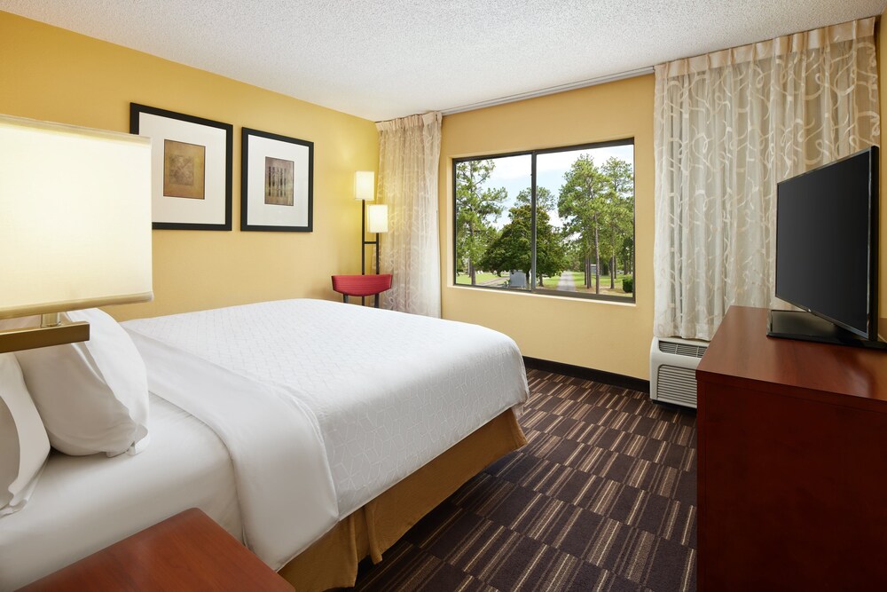 Holiday Inn Express Tifton, an IHG Hotel