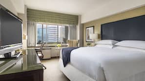 Premium bedding, in-room safe, desk, iron/ironing board