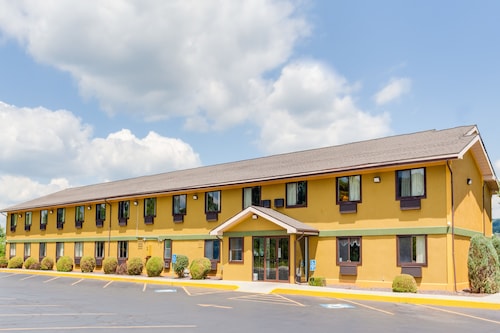 Hornell Hotels From 52 Hotel Deals Travelocity Days Inn By Wyndham Hornell Ny