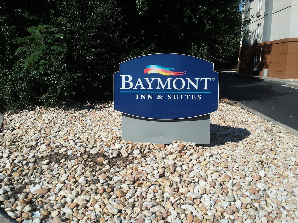 Baymont by Wyndham Lithia Springs Atlanta