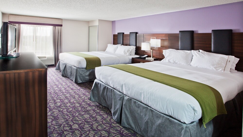 Holiday Inn Express Atlanta West - Theme Park Area, an IHG Hotel