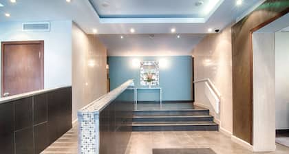 La Tour Belvedere Apartment Hotel