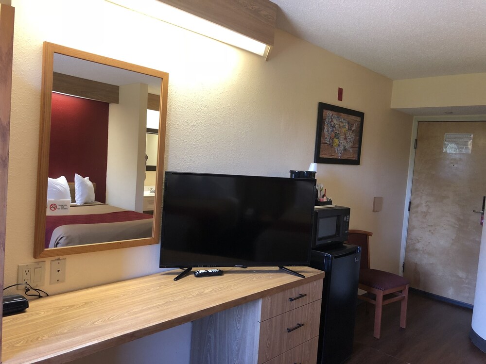 Room, Econo Lodge London