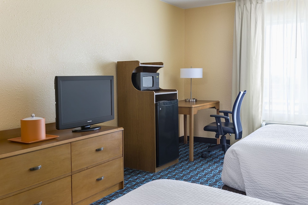 Fairfield Inn and Suites by Marriott Valparaiso