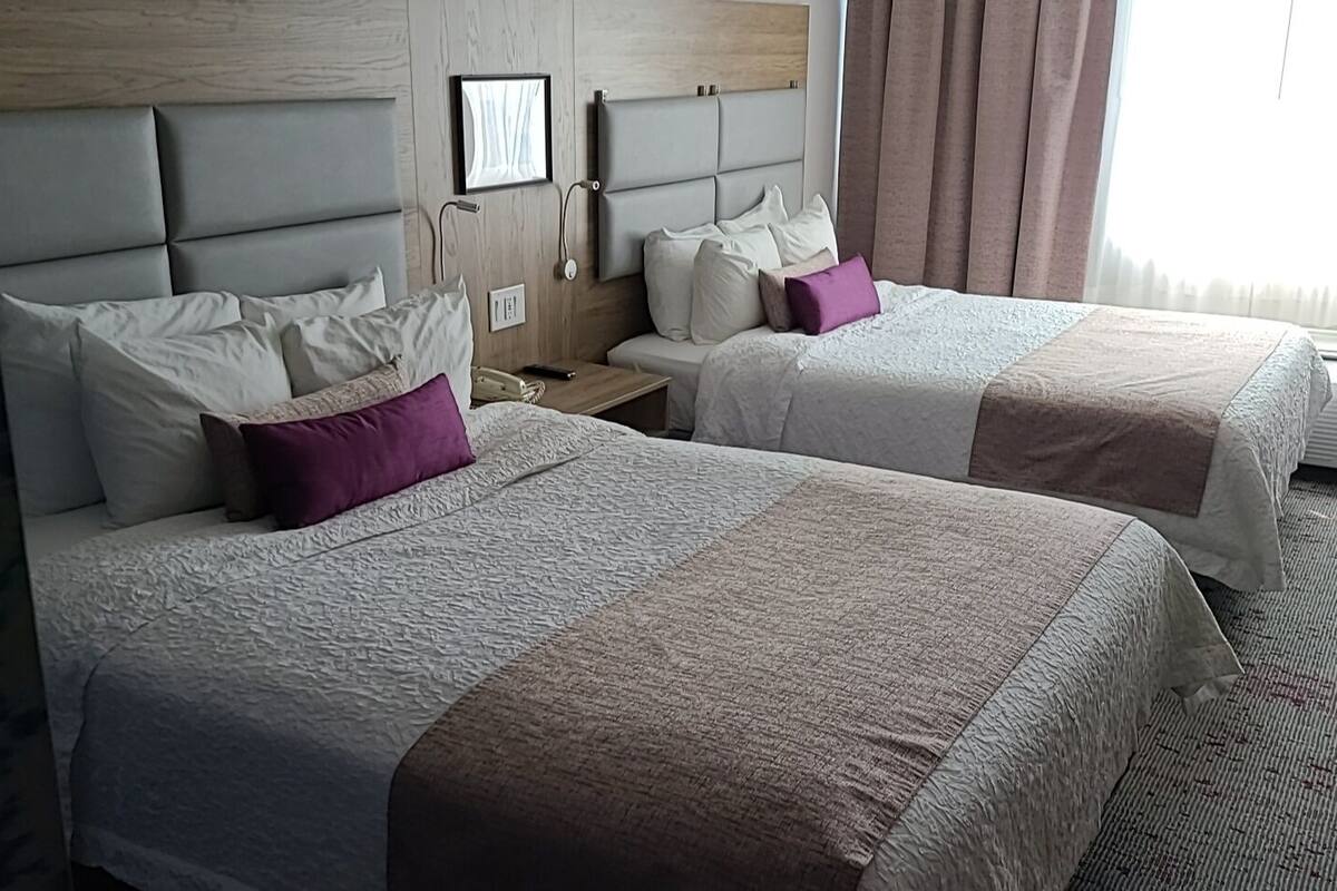 E Hotel Banquet Conference Center In Edison Nj Expedia