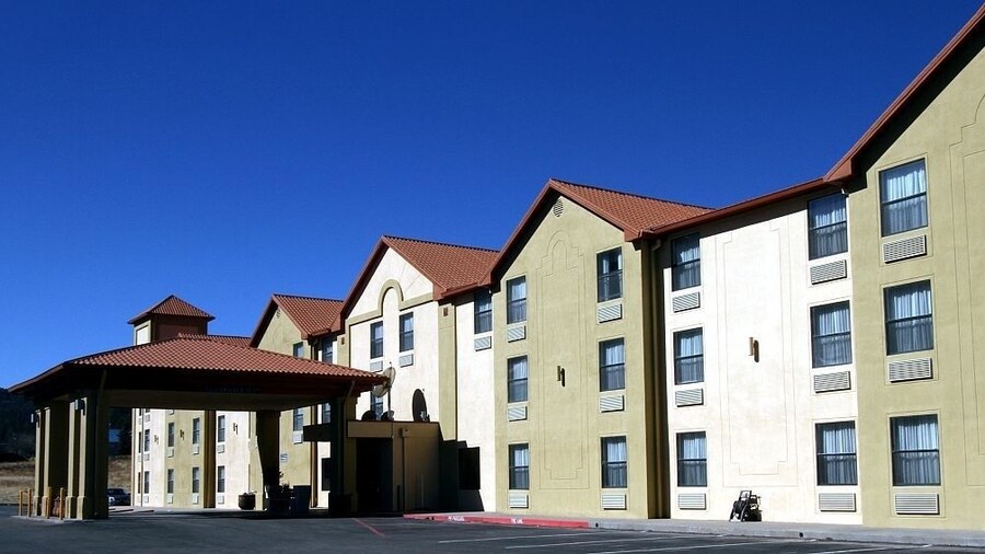 Ruidoso Mountain Inn